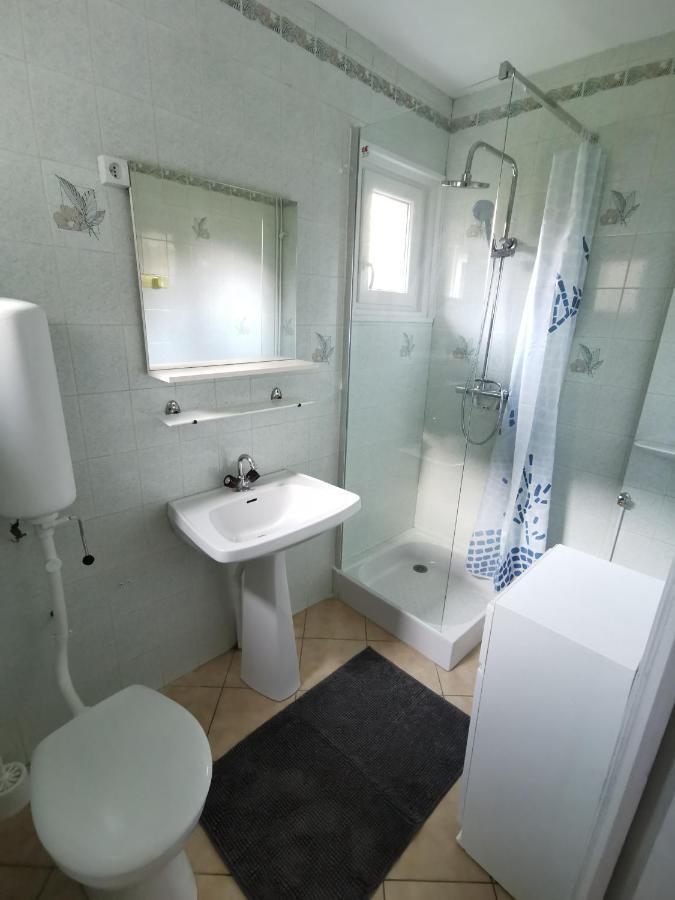 Appartement Vallee De Luchon Salles-et-Pratviel Buitenkant foto